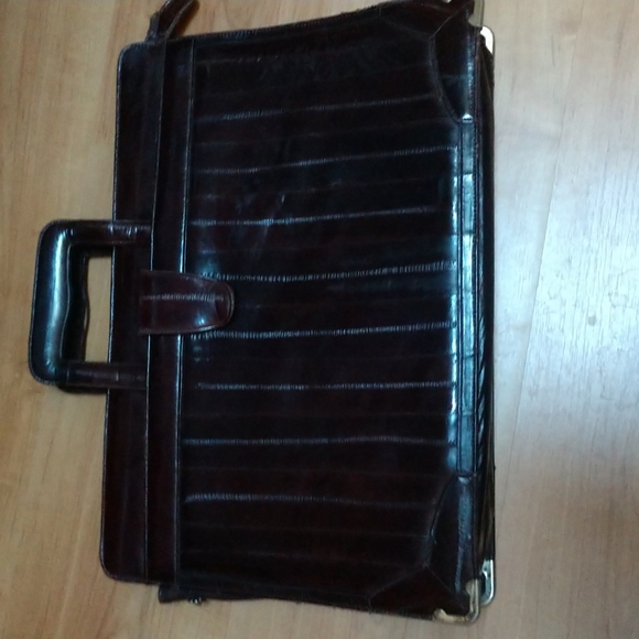 #3 PRICE REDUCED VINTAGE 1980s EEL SKIN Slim Attache Messenger Bag - Picture 2 of 12